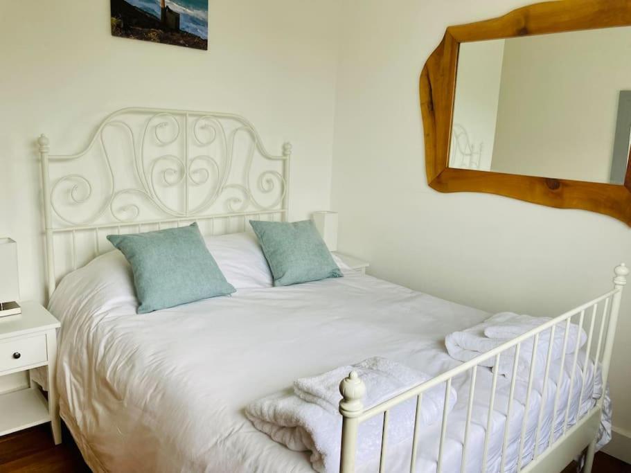 Welcoming Bungalow With Parking And Garden St Agnes  Luaran gambar